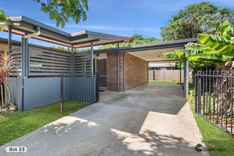 28 Long St, Mooroobool, QLD 4870