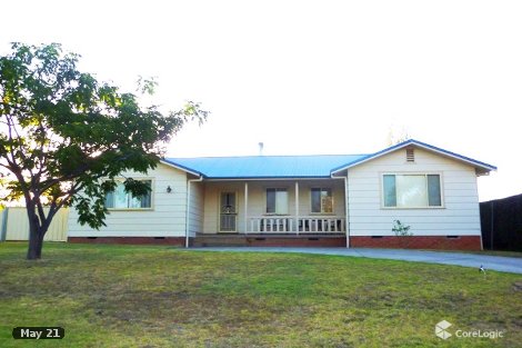 121 Edward St, Molong, NSW 2866