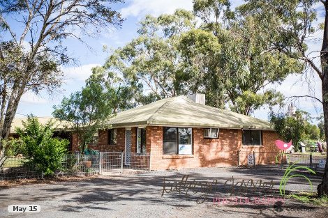 2 Pines Dr, Gilgandra, NSW 2827