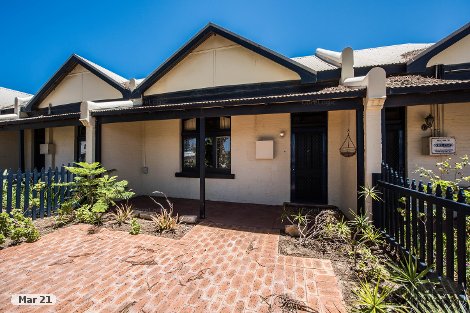 134 Sanford St, Geraldton, WA 6530