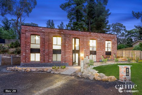 8 Darriwell Dr, Mount Helen, VIC 3350