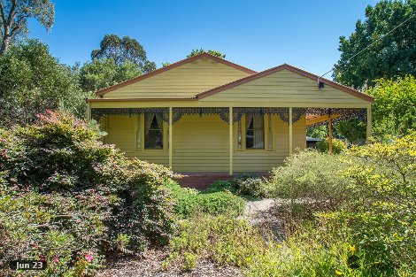 18 Rollings Rd, Upper Ferntree Gully, VIC 3156