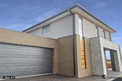 26 Ruislip Ave, Strathtulloh, VIC 3338