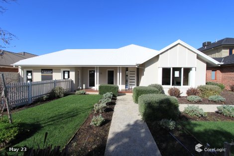 18 Walhalla Dr, Eynesbury, VIC 3338