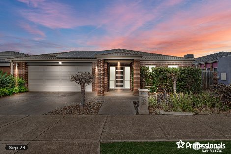 50 Turf Club Bvd, Melton South, VIC 3338