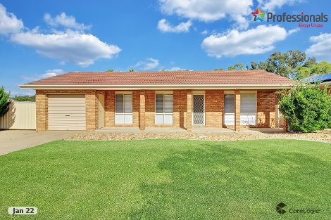 3 Kobi Pl, Glenfield Park, NSW 2650