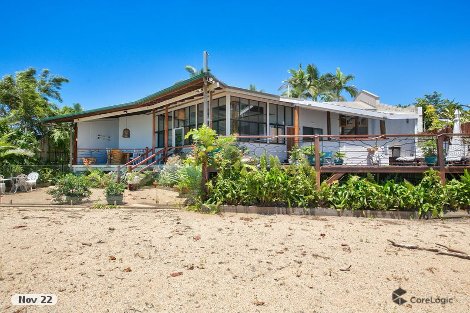 62 Hibiscus Lane, Holloways Beach, QLD 4878