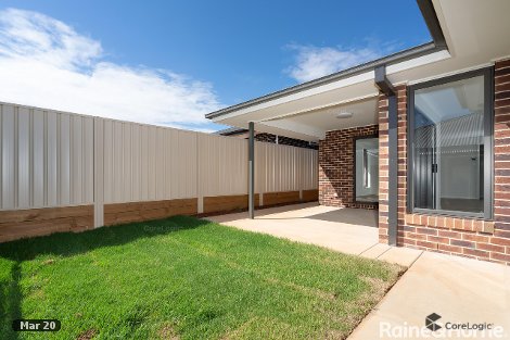 2/34 Cootamundra Bvd, Gobbagombalin, NSW 2650