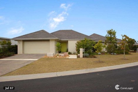 38 Mossvale Dr, Wakerley, QLD 4154