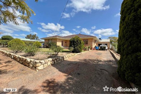 9 Dall St, Quairading, WA 6383