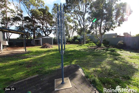 27 Benjamin Rd, Poonindie, SA 5607