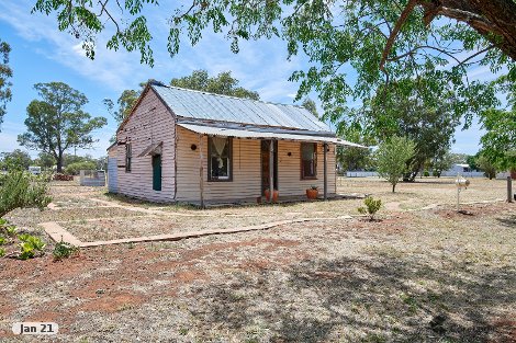 26 Spring St, Ganmain, NSW 2702