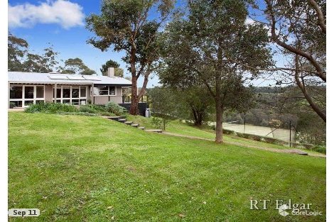 95 Donaldsons Rd, Red Hill, VIC 3937