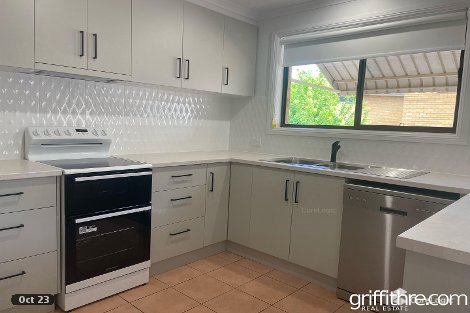 1/210 Yambil St, Griffith, NSW 2680