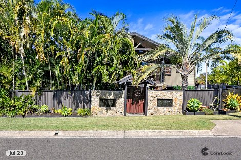 36 Alexander St, Urangan, QLD 4655