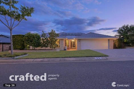 11 Hill End Ave, Hillcrest, QLD 4118