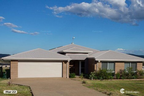 31 Nagle Cres, Hatton Vale, QLD 4341