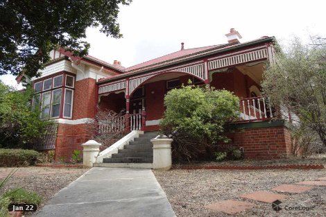 44 Carpenter St, Quarry Hill, VIC 3550