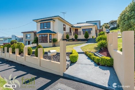 13 Malunna Rd, Lindisfarne, TAS 7015