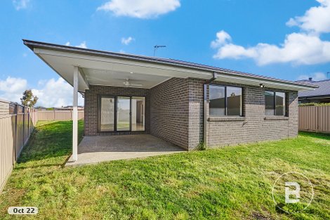 34 Continuance Way, Delacombe, VIC 3356