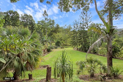 55 Thurgoods Rd, Finch Hatton, QLD 4756