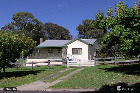 103w Croudace St, Walcha, NSW 2354