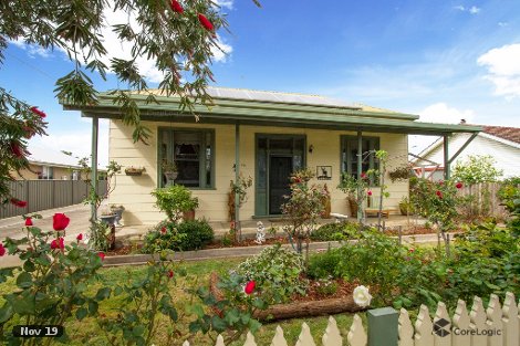 46 George St, Heyfield, VIC 3858