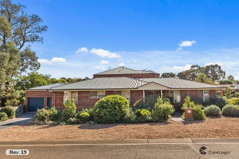 25 Isabella Gr, Strathdale, VIC 3550