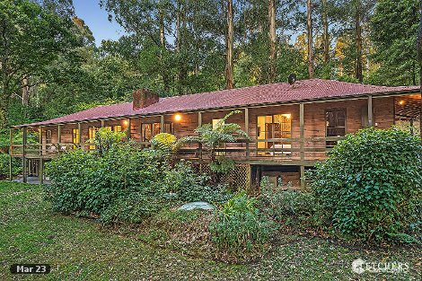 8 Hacketts Rd, Olinda, VIC 3788