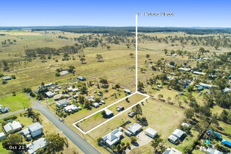 11 Peters St, Goombungee, QLD 4354