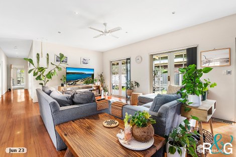 8 Morton Cres, Bittern, VIC 3918