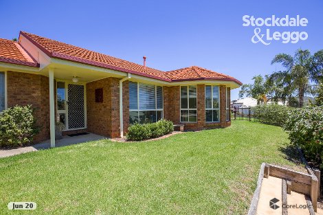 13 Caernarvon Ct, Wodonga, VIC 3690