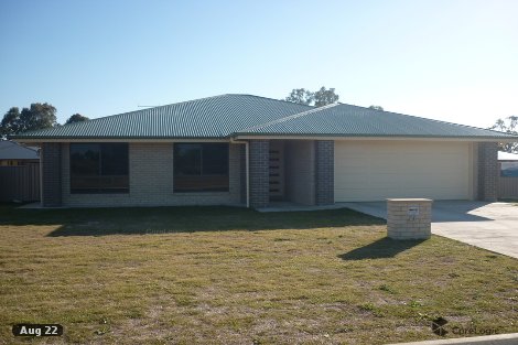 28 Sommerfeld Cres, Chinchilla, QLD 4413