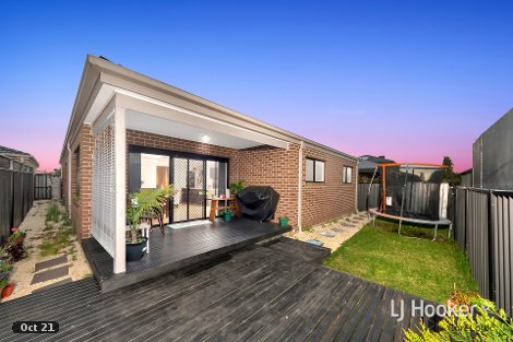 10 Dellinea St, Cranbourne North, VIC 3977