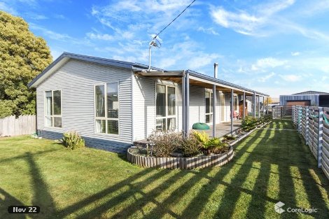 24 Charles St, Cressy, TAS 7302