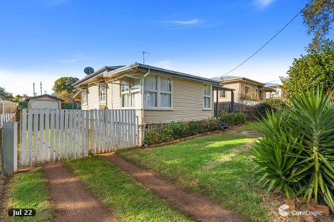 7 Robsart St, North Toowoomba, QLD 4350