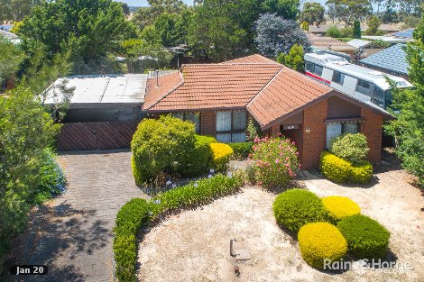 6 Walton Heath Ct, Sunbury, VIC 3429