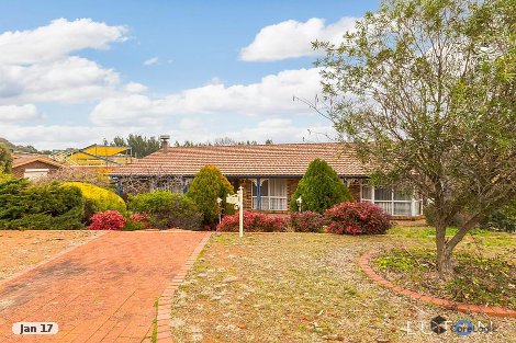 13 Mckail Cres, Stirling, ACT 2611