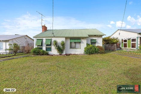 7 Ross Ave, Moe, VIC 3825