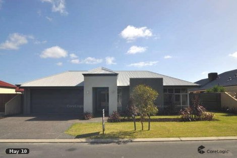 13 Greenough Pl, Millbridge, WA 6232