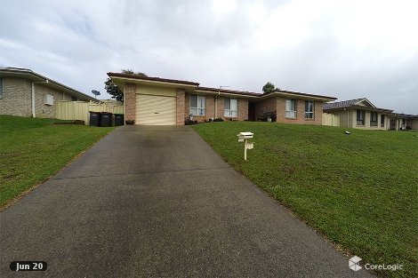 11 Laura Pl, Macksville, NSW 2447