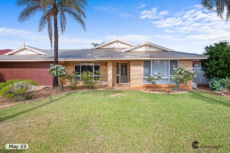 5 Riverina Way, Hannans, WA 6430