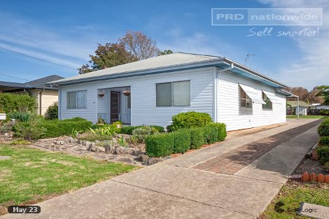 25 Herbert St, Tumut, NSW 2720