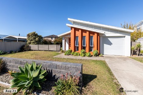 4 Dolphin Cres, Eden, NSW 2551