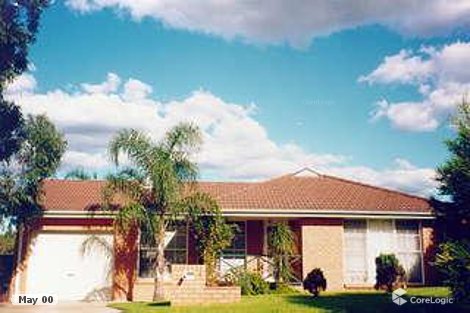 1 Columbia St, Kearns, NSW 2558