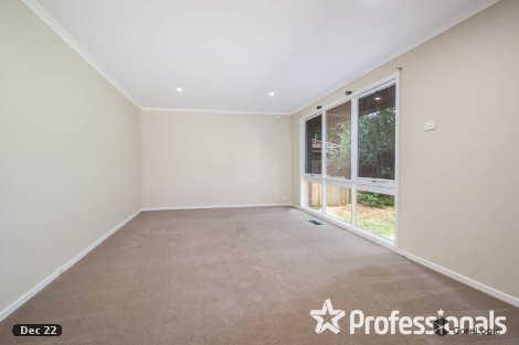 11 Watersedge Cl, Knoxfield, VIC 3180