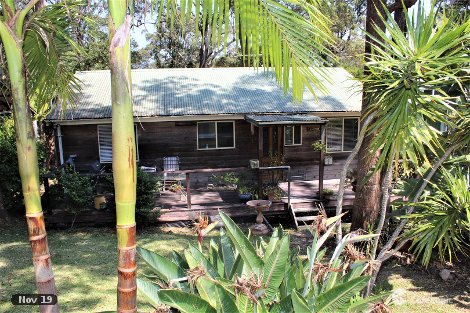 12 Phillip Rd, Smiths Lake, NSW 2428