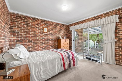 8 Hilltop Cres, Surf Beach, NSW 2536