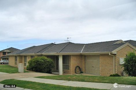 2/1 Bombora Cl, Redhead, NSW 2290