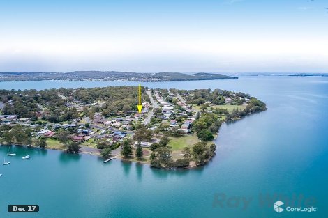57 Middle Point Rd, Bolton Point, NSW 2283